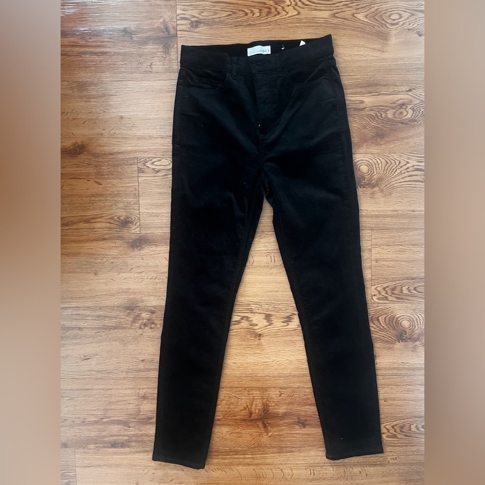 NWOT LOFT Classic Black Velvet Trousers Size 2/26